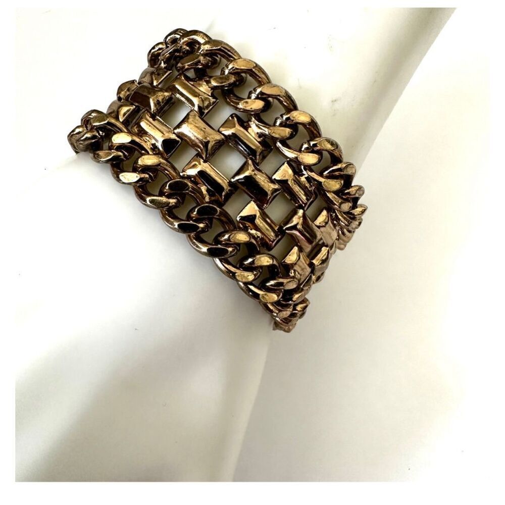 Gold tone wide chain bracelet